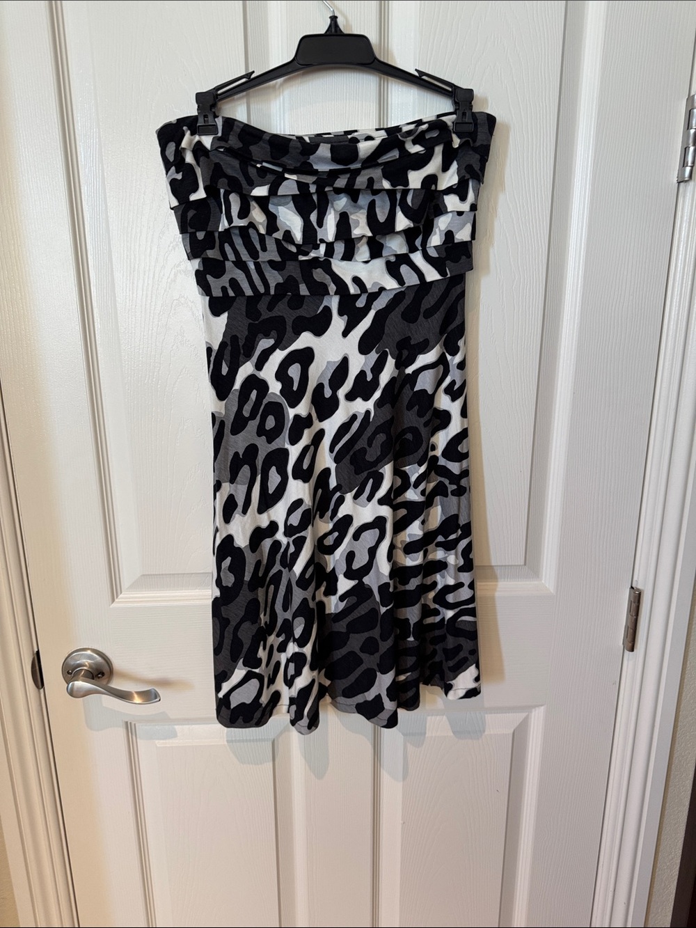 NWOT size med Cache Black and White Animal Print Strapless Skater dress